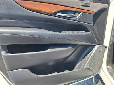 2018 Cadillac Escalade ESV Luxury