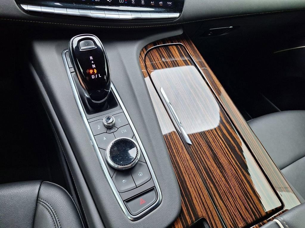 2023 Cadillac Escalade ESV Luxury