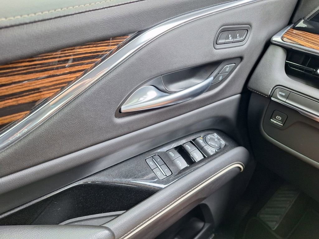 2023 Cadillac Escalade ESV Luxury