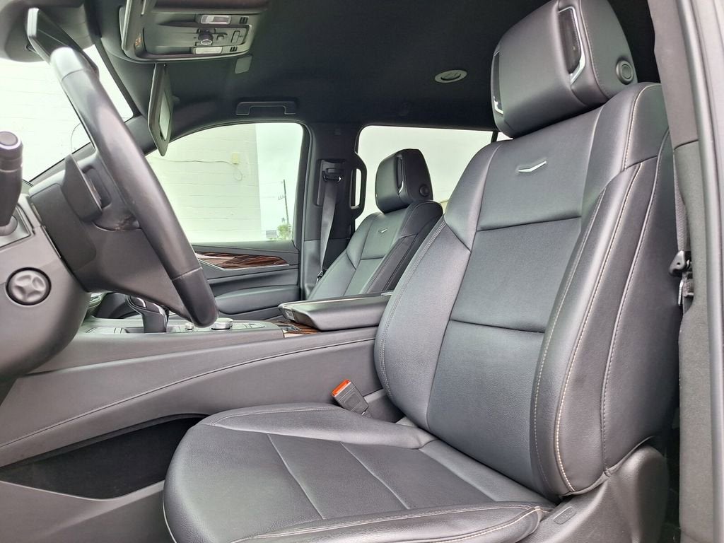 2023 Cadillac Escalade ESV Luxury