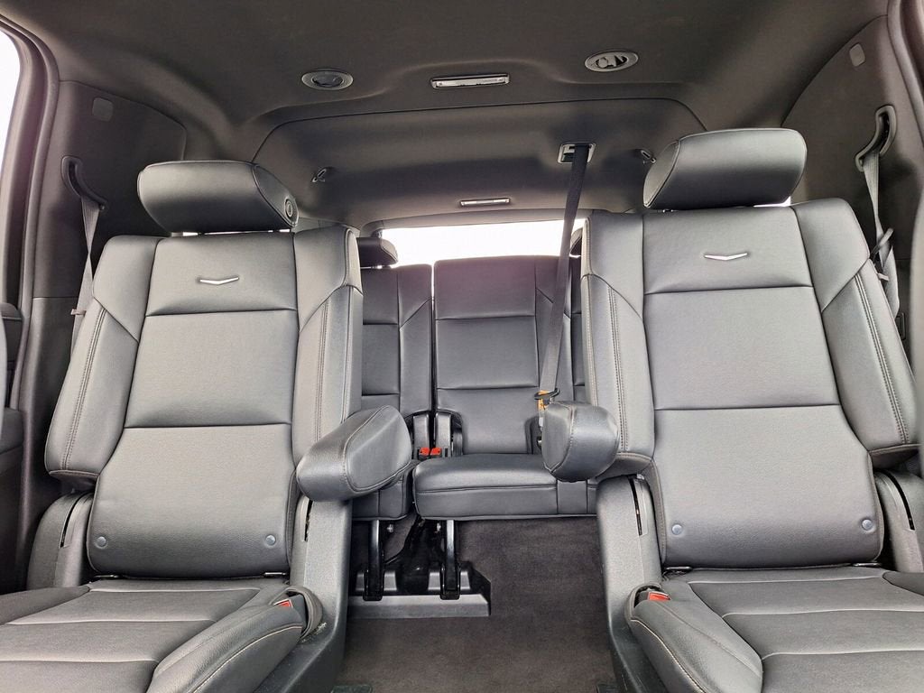 2023 Cadillac Escalade ESV Luxury