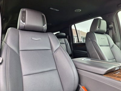 2023 Cadillac Escalade ESV Luxury