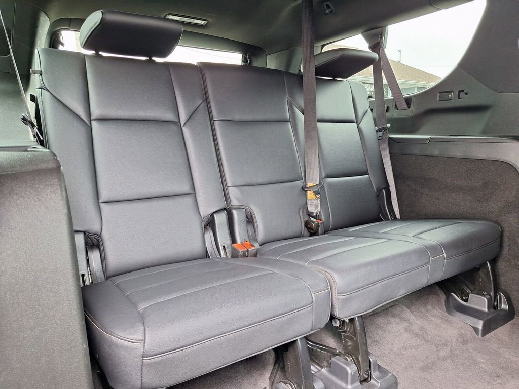 2023 Cadillac Escalade ESV Luxury