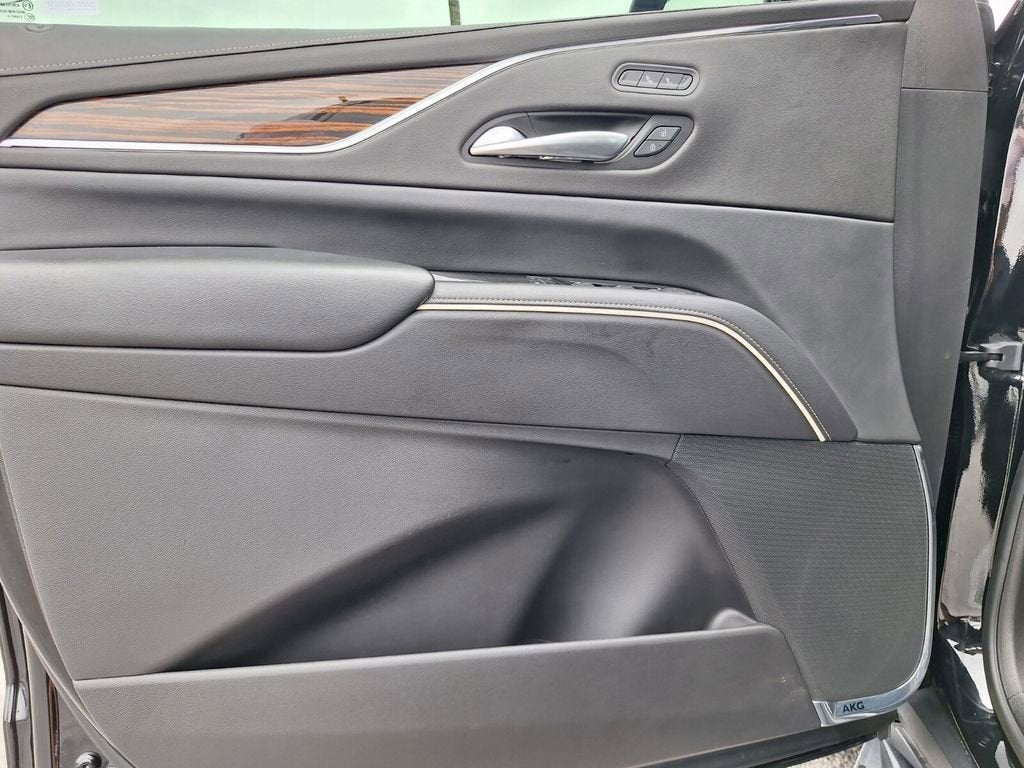 2023 Cadillac Escalade ESV Luxury