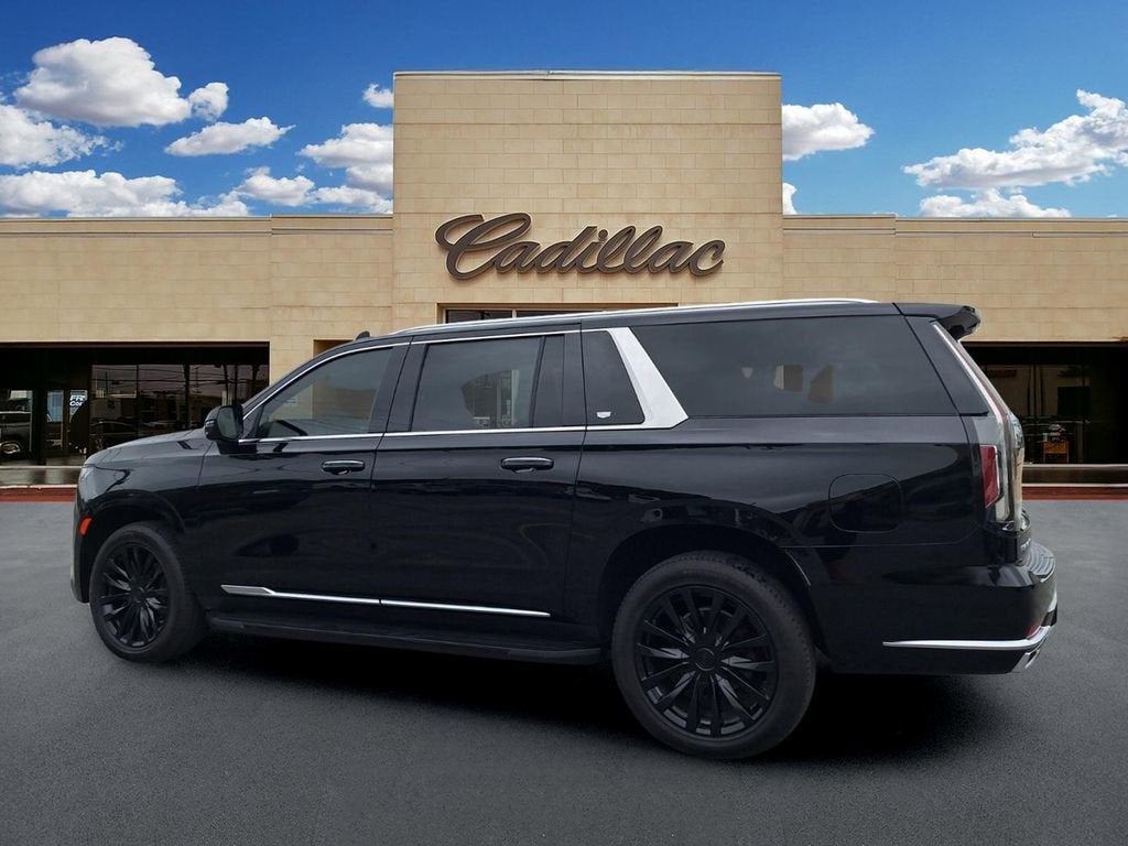 2023 Cadillac Escalade ESV Luxury