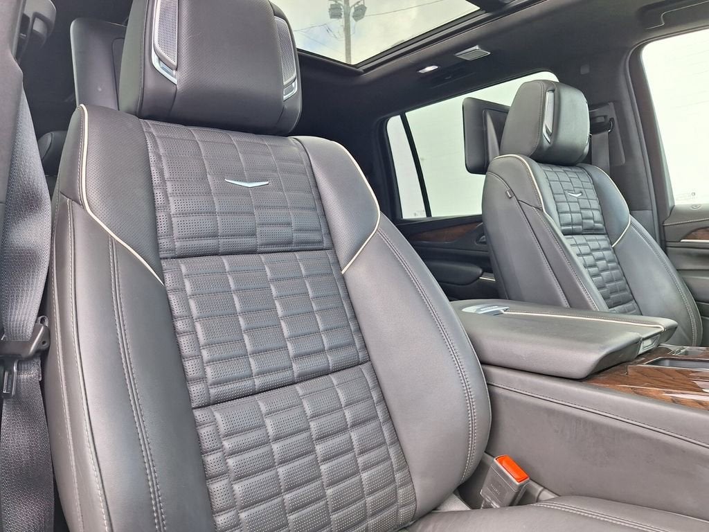 2023 Cadillac Escalade ESV Sport Platinum