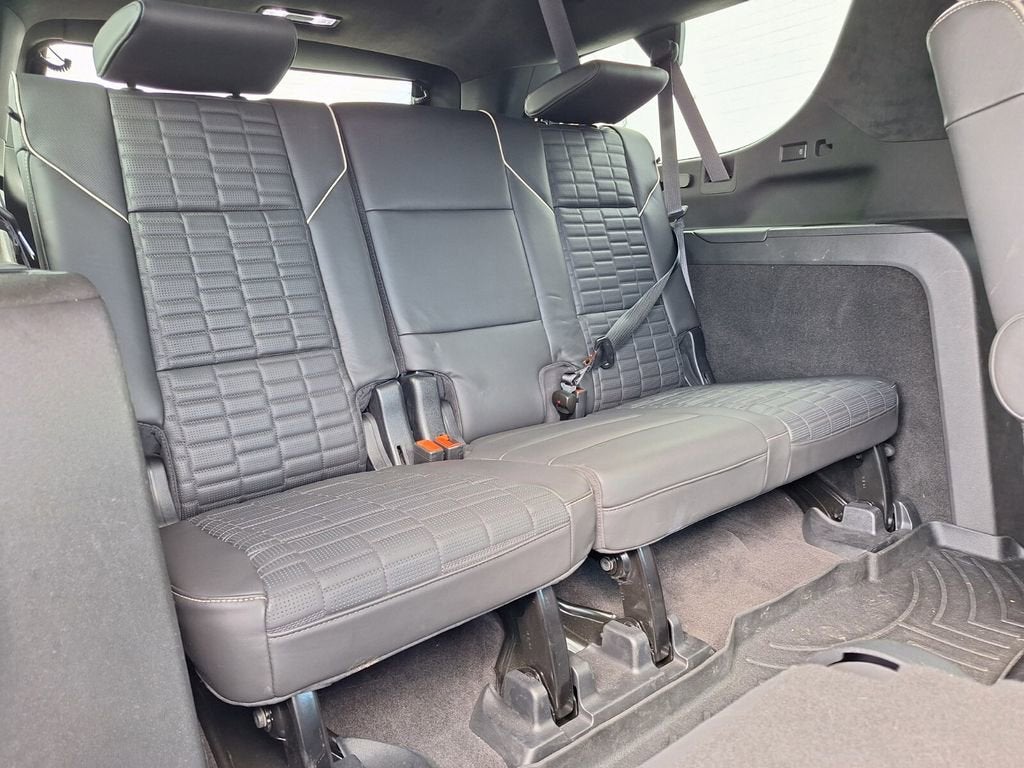 2023 Cadillac Escalade ESV Sport Platinum