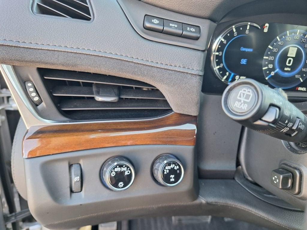 2020 Cadillac Escalade Luxury