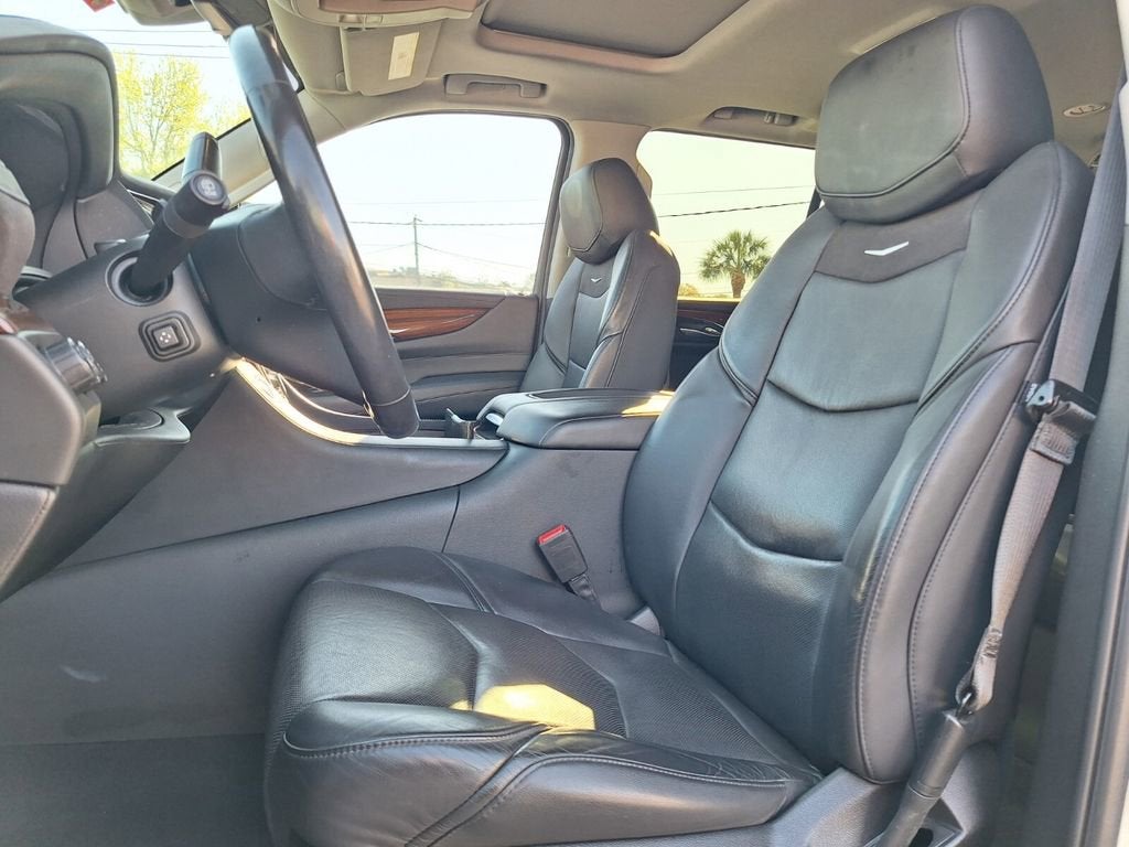 2020 Cadillac Escalade Luxury