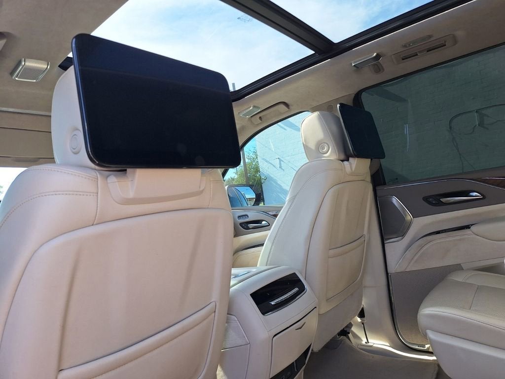 2022 Cadillac Escalade Premium Luxury Platinum