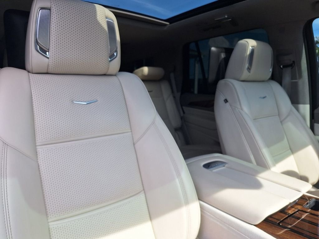 2022 Cadillac Escalade Premium Luxury Platinum