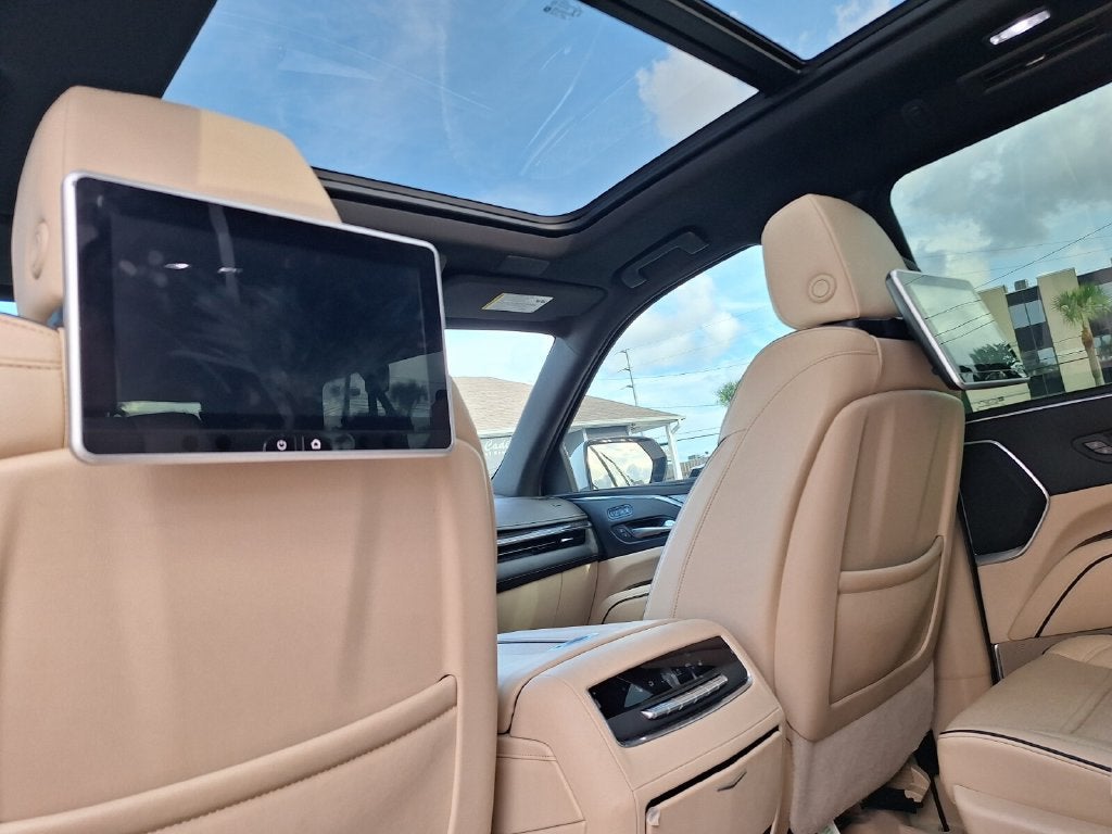 2022 Cadillac Escalade ESV Premium Luxury