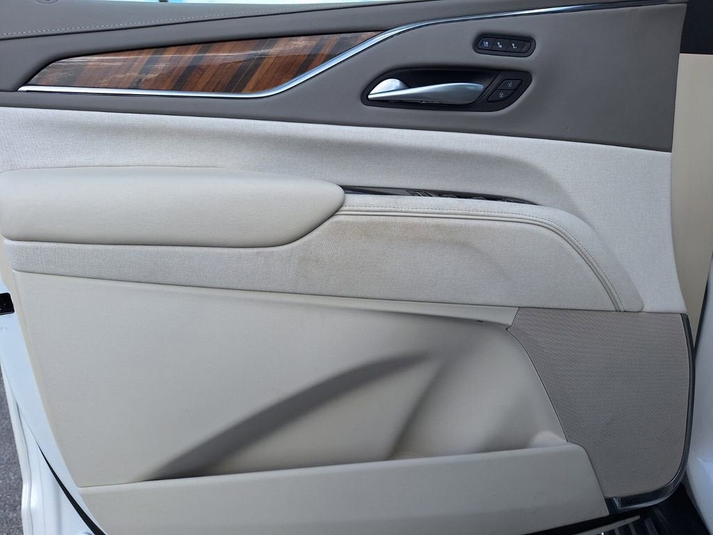 2024 Cadillac Escalade ESV Premium Luxury Platinum