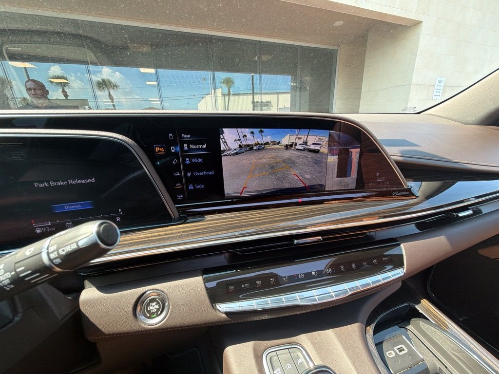 2023 Cadillac Escalade ESV 4WD Sport