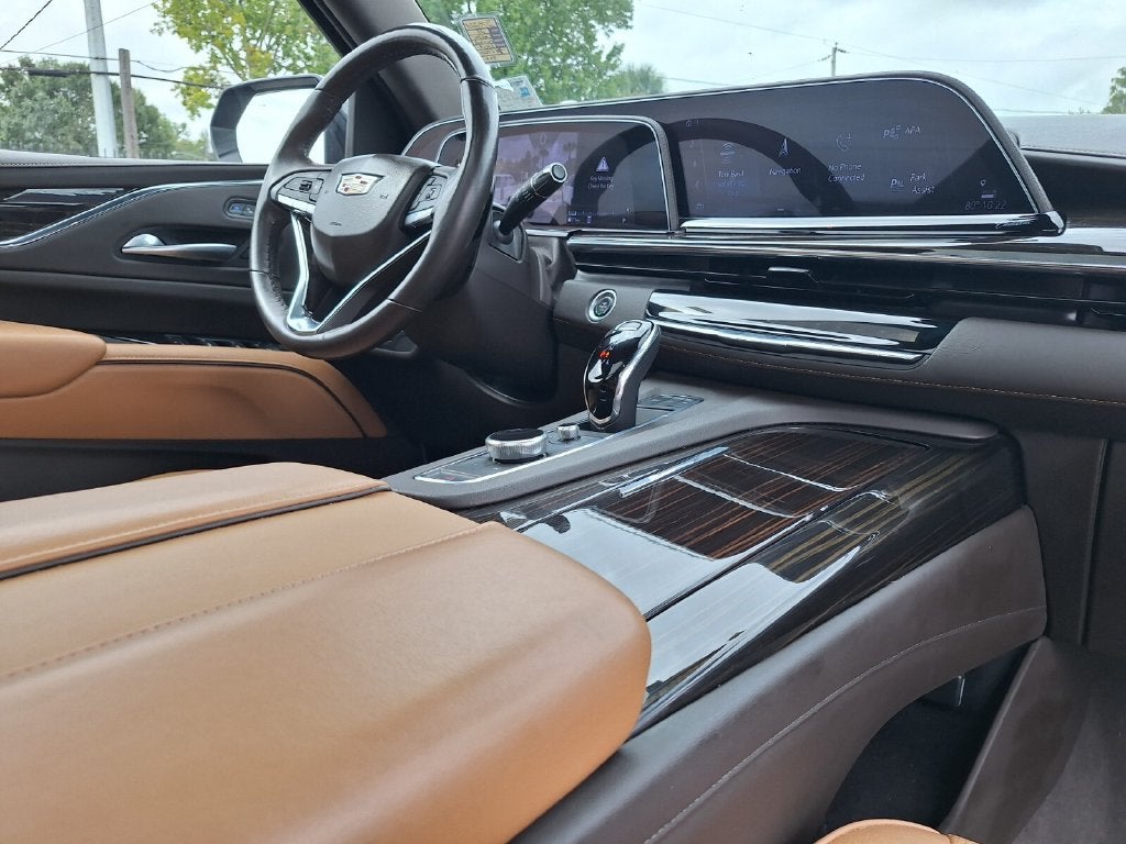 2023 Cadillac Escalade ESV 4WD Sport