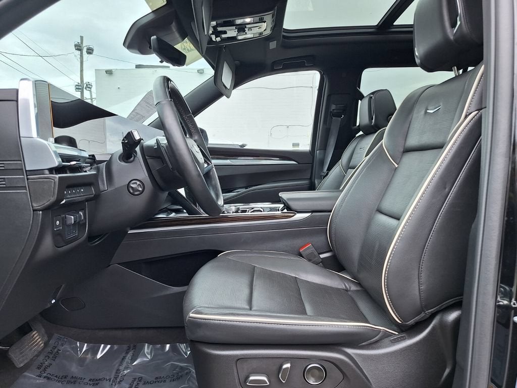 2025 Cadillac Escalade Premium Luxury