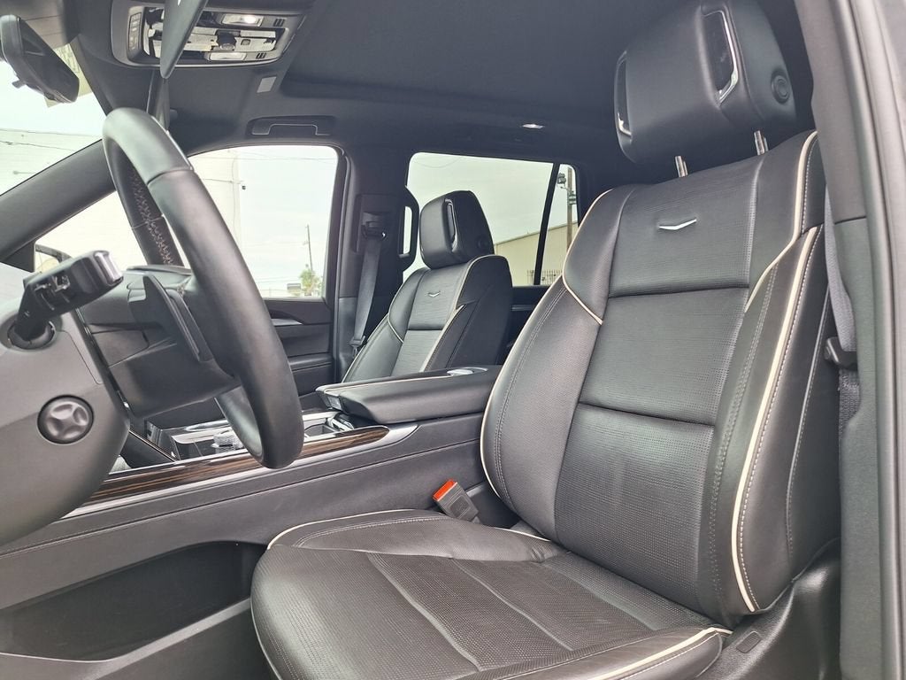 2025 Cadillac Escalade Premium Luxury