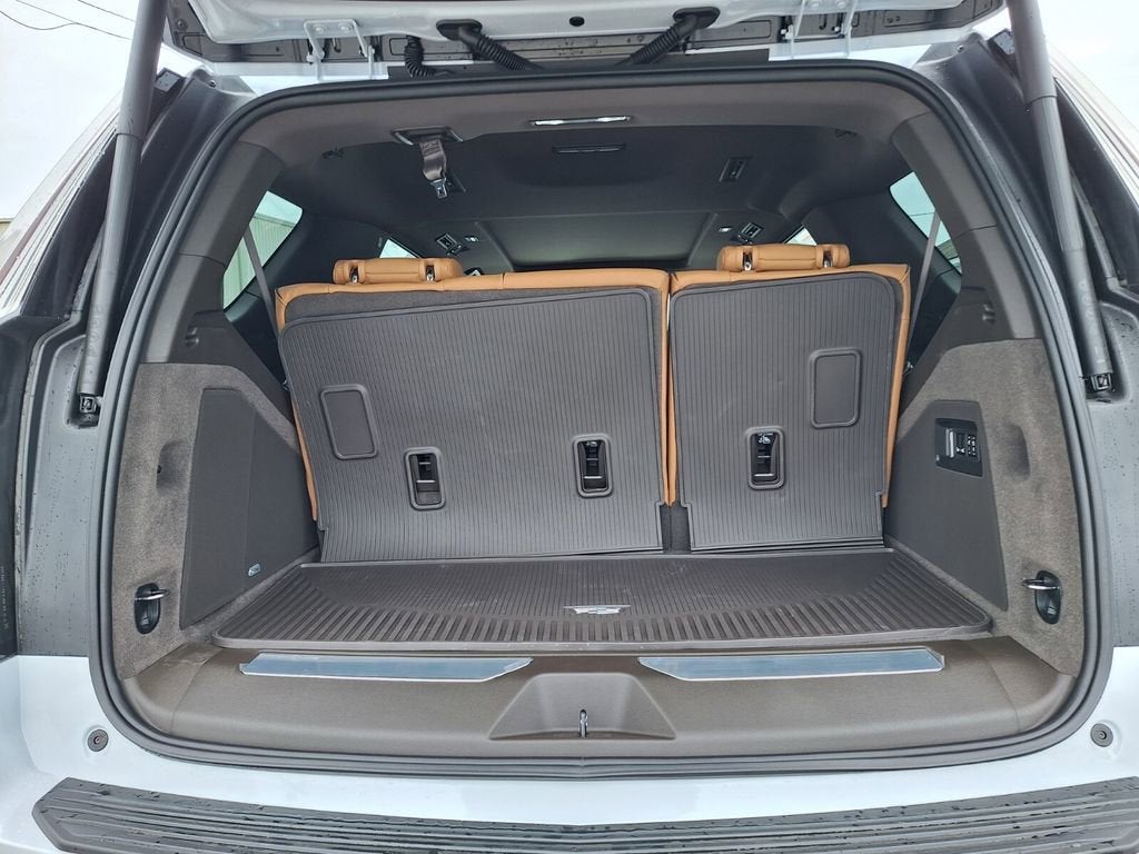 2026 Cadillac Escalade Luxury