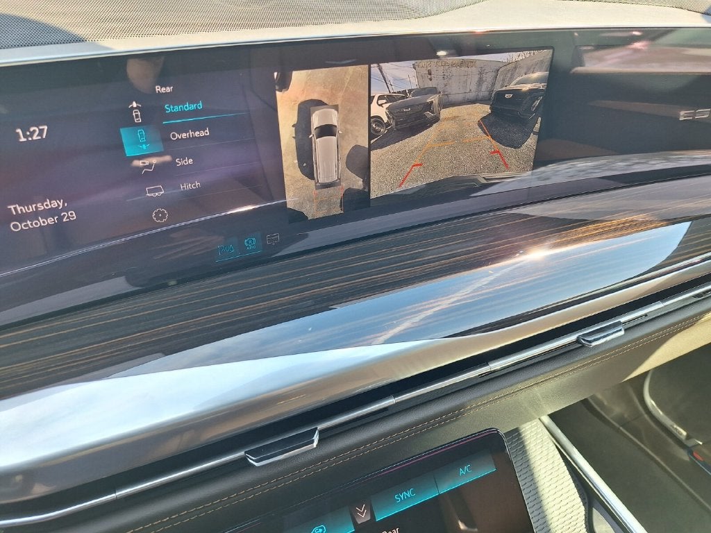 2027 Cadillac Escalade Luxury