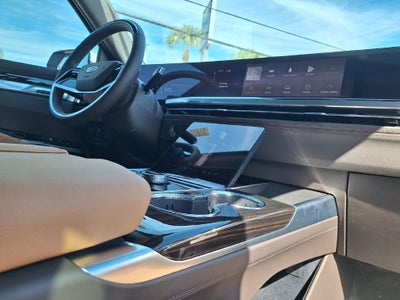 2027 Cadillac Escalade Luxury