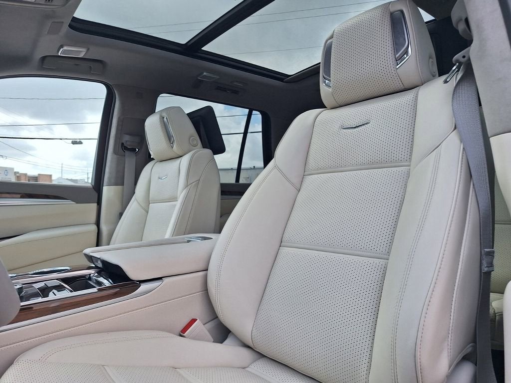 2026 Cadillac Escalade Platinum Luxury