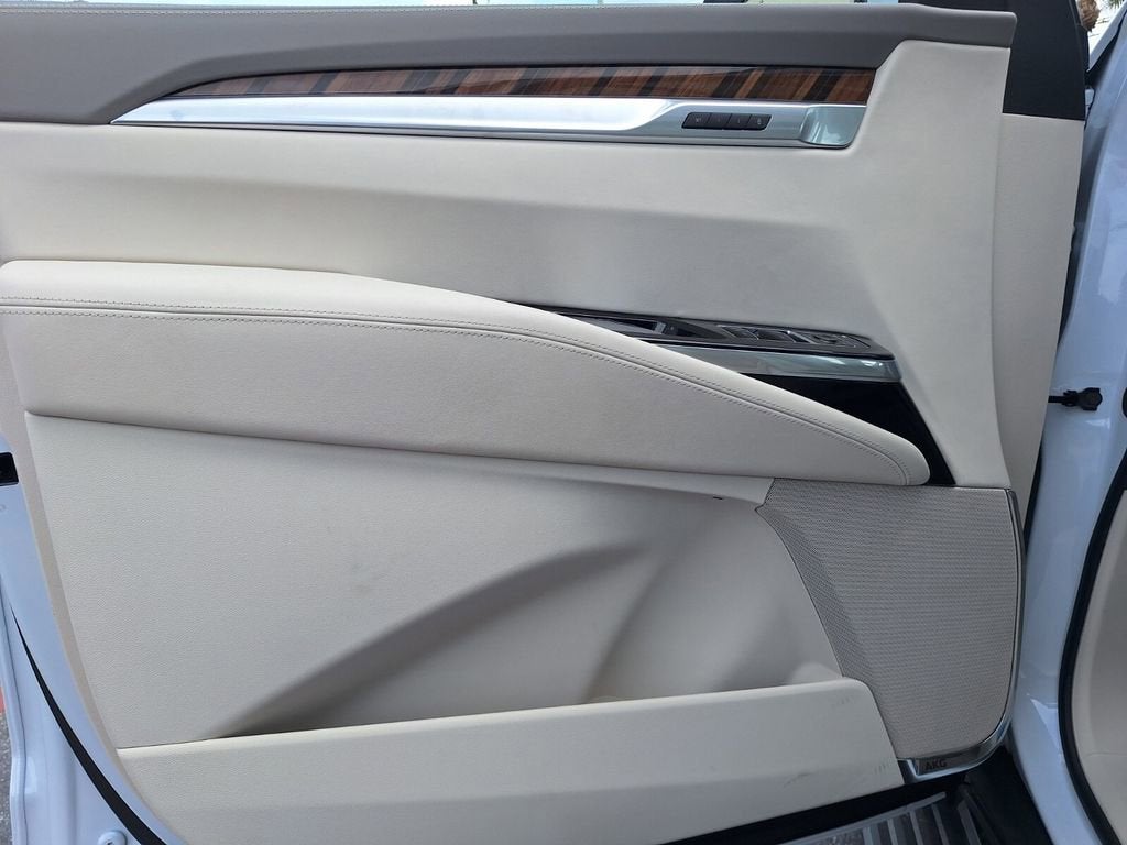 2026 Cadillac Escalade Platinum Luxury