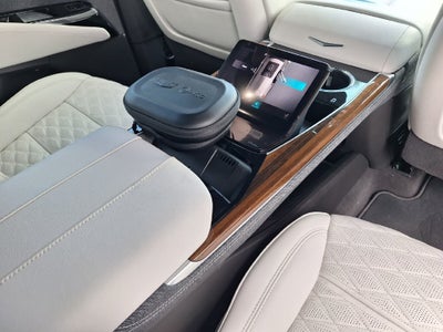 2026 Cadillac Escalade Platinum Luxury