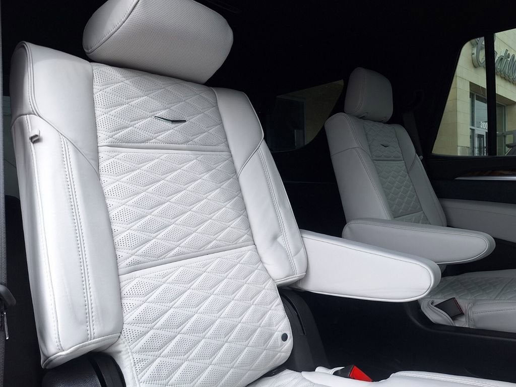 2026 Cadillac Escalade Platinum Luxury