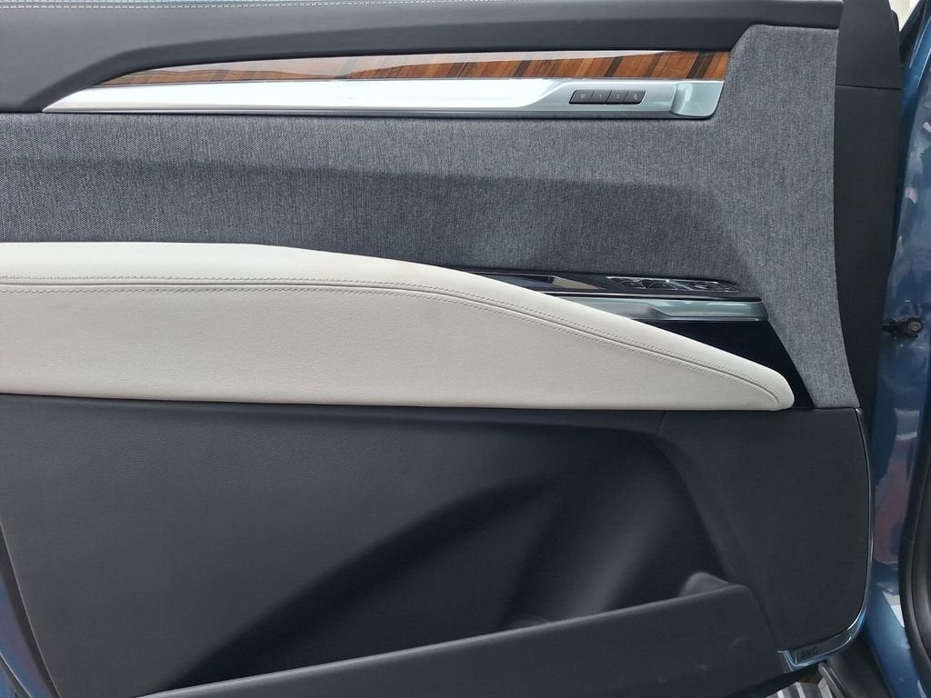 2026 Cadillac Escalade Platinum Luxury