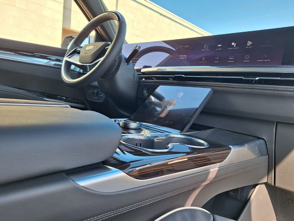 2026 Cadillac Escalade ESV Luxury