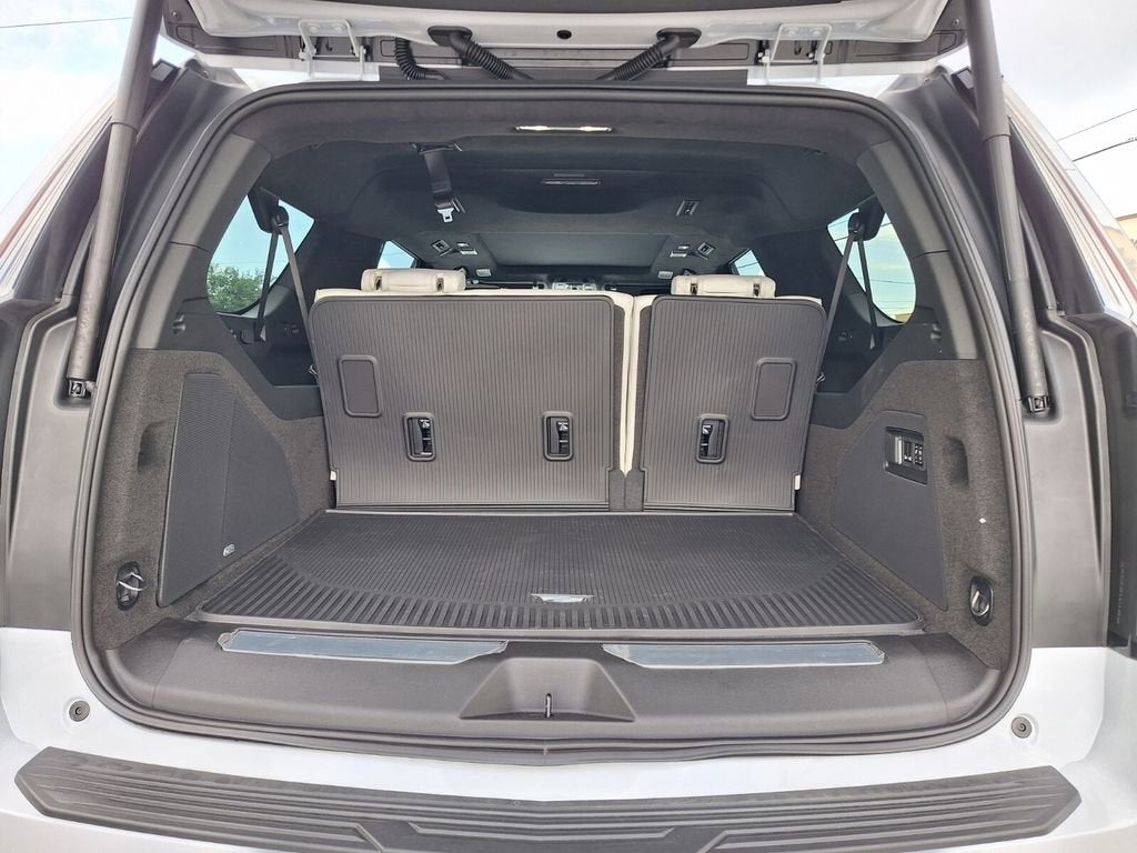 2026 Cadillac Escalade ESV Platinum Sport