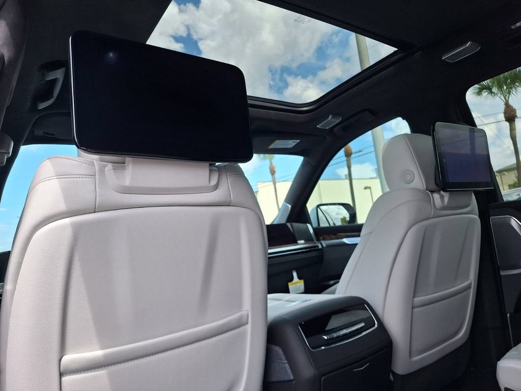 2026 Cadillac Escalade ESV Platinum Sport