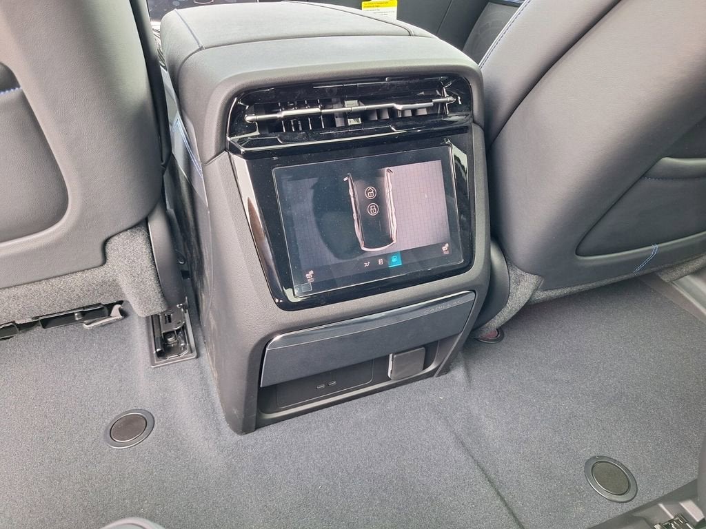 2026 Cadillac ESCALADE IQ Luxury