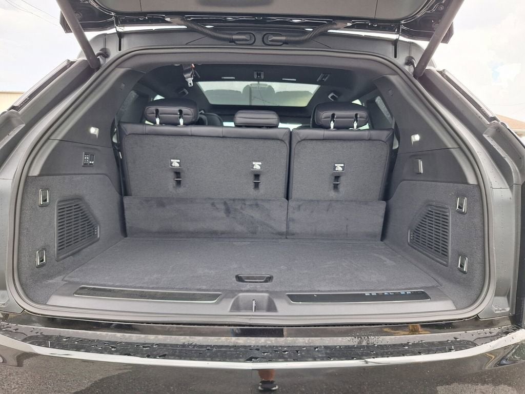 2026 Cadillac ESCALADE IQ Luxury