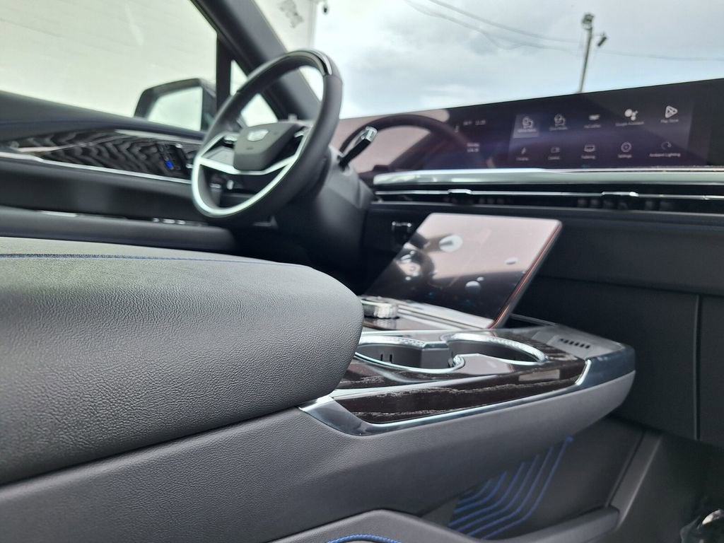 2026 Cadillac ESCALADE IQ Luxury