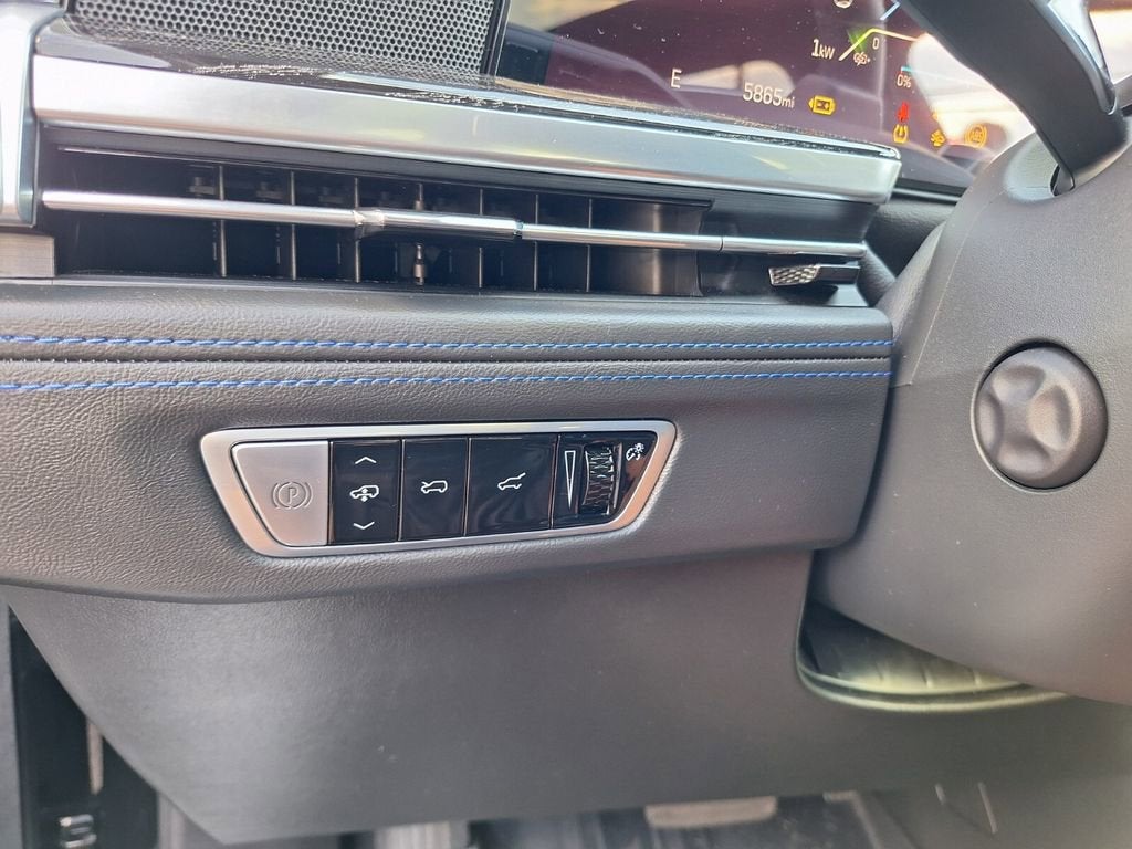 2025 Cadillac ESCALADE IQ Luxury 1