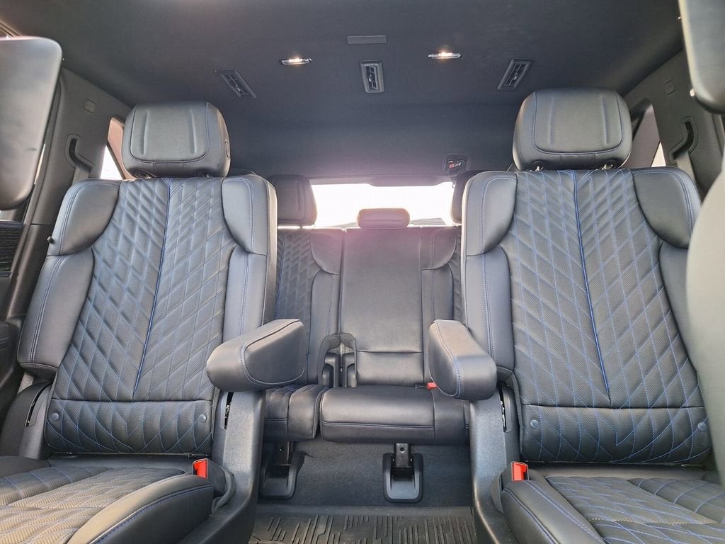 2025 Cadillac ESCALADE IQ Luxury 1