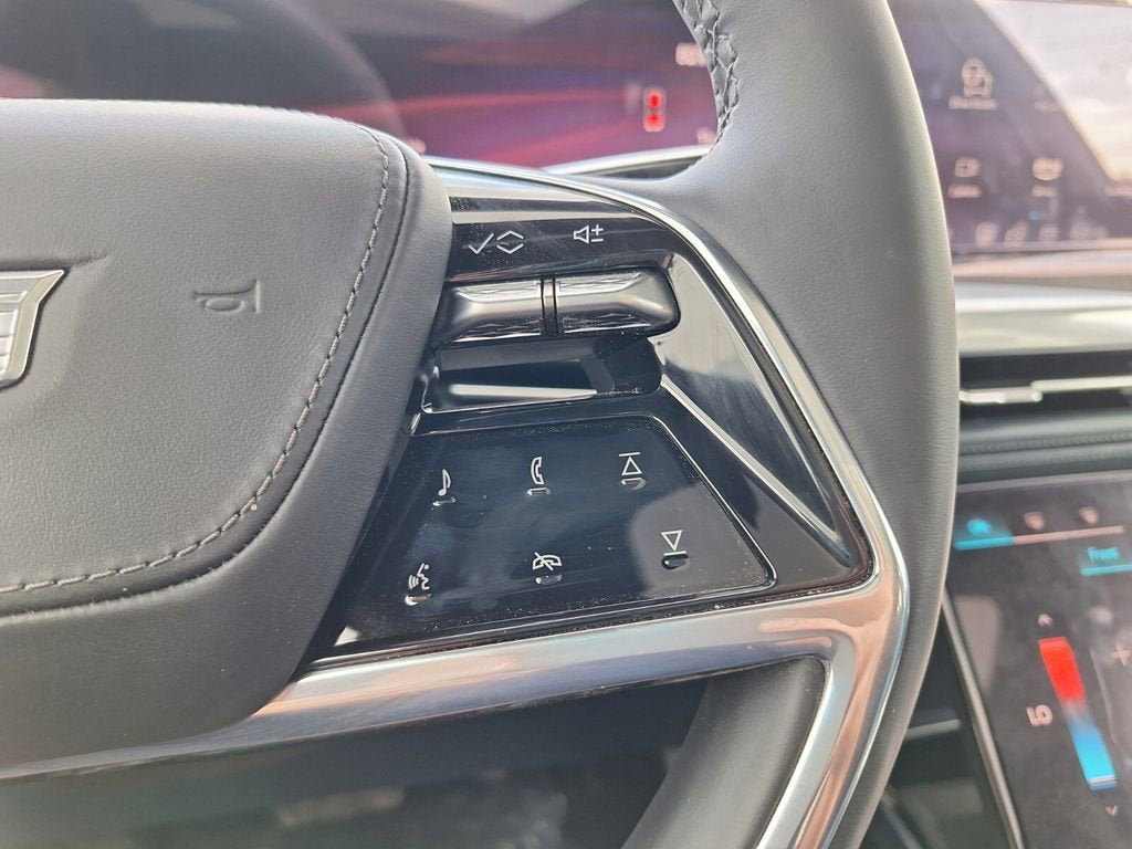 2025 Cadillac ESCALADE IQ Luxury 2