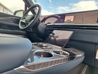 2025 Cadillac ESCALADE IQ Luxury 2
