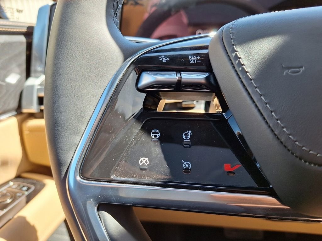 2025 Cadillac ESCALADE IQ Luxury 2