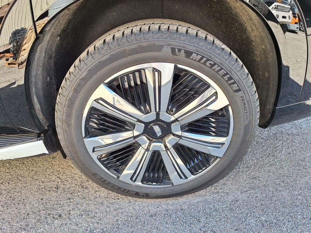 2025 Cadillac ESCALADE IQ Luxury 2