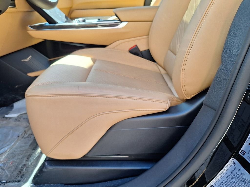 2025 Cadillac ESCALADE IQ Luxury 2