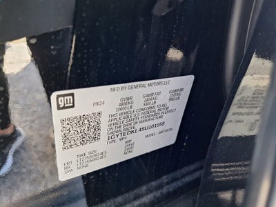 2025 Cadillac ESCALADE IQ Luxury 2