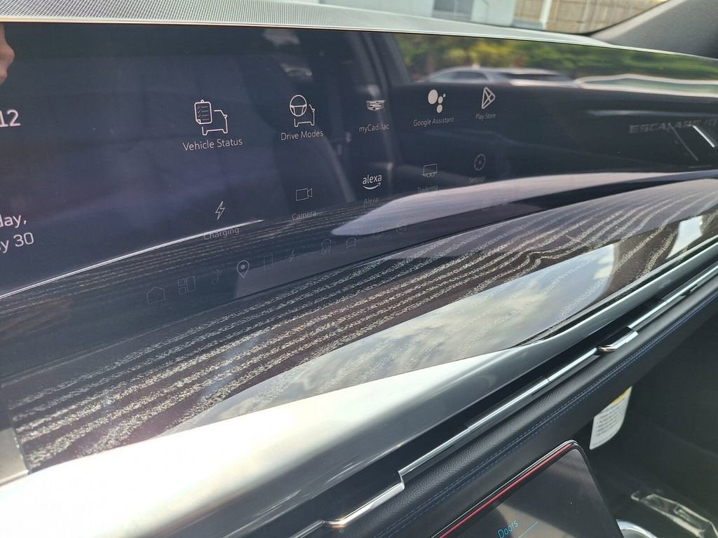 2025 Cadillac ESCALADE IQ Sport 1