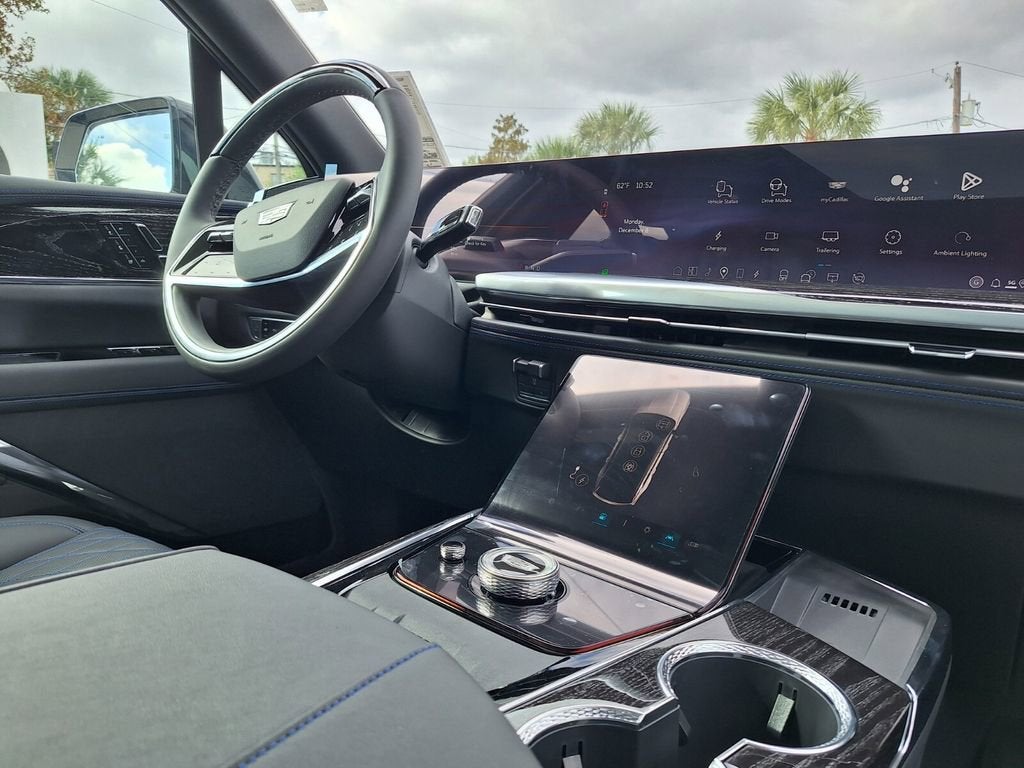 2026 Cadillac ESCALADE IQ Sport