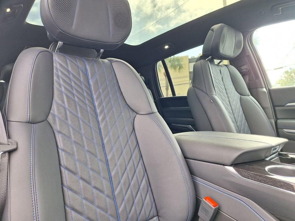 2026 Cadillac ESCALADE IQ Sport