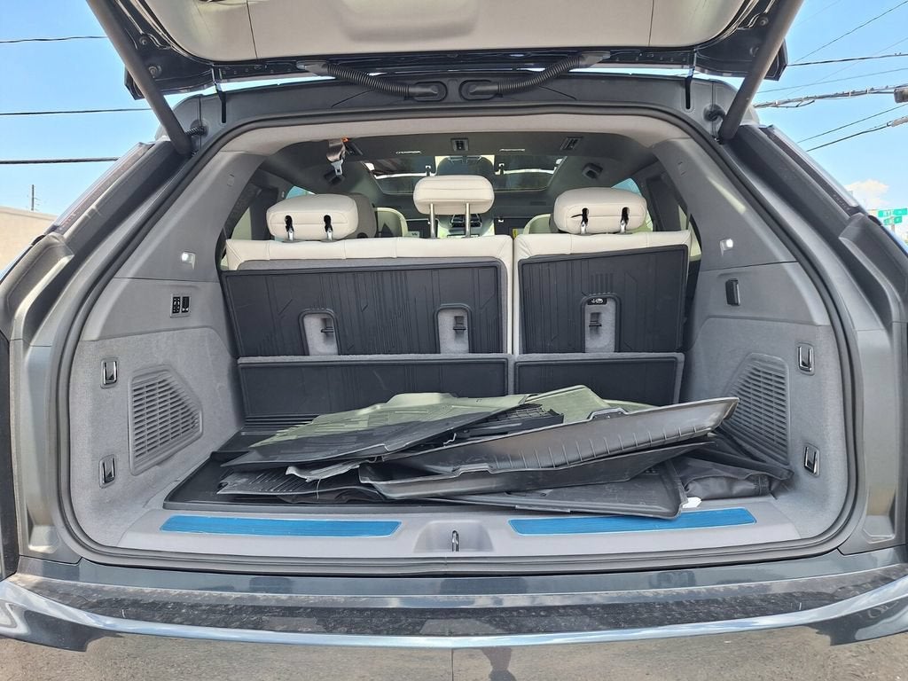 2026 Cadillac ESCALADE IQ Sport