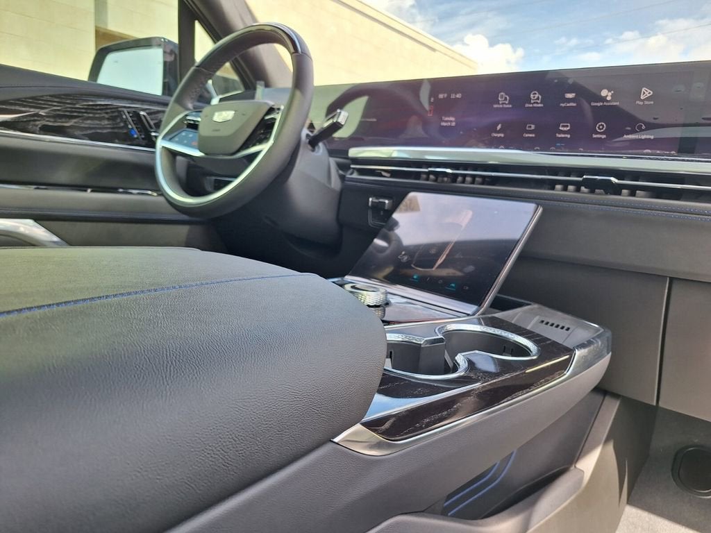 2026 Cadillac ESCALADE IQ Sport