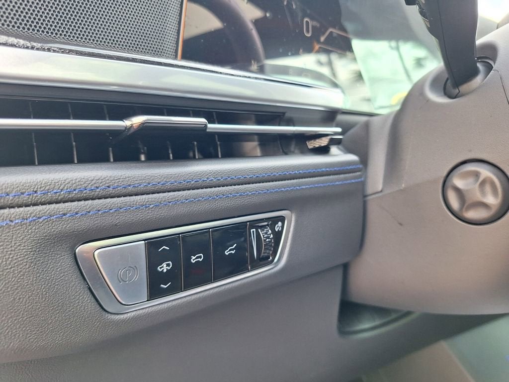 2026 Cadillac ESCALADE IQ Sport