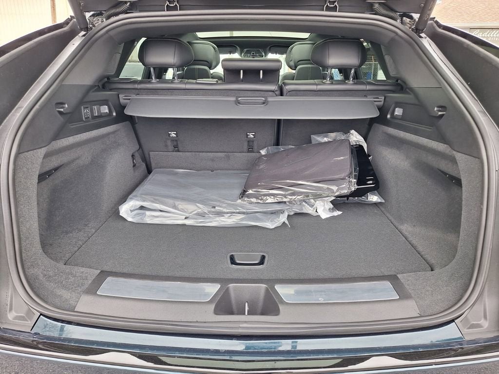 2026 Cadillac LYRIQ V-Series